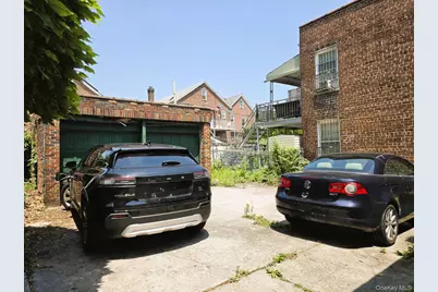 3447 Corlear Avenue, Bronx, NY 10463 - Photo 17