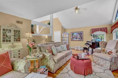 9 Ernest Court, Kings Park, NY 11754 - Photo 7