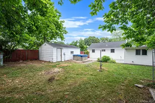 1440 Lombardy Blvd, Bay Shore, NY 11706 - Photo 23