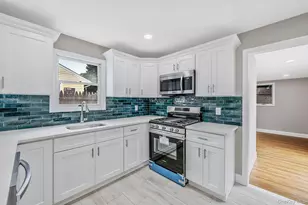 1440 Lombardy Blvd, Bay Shore, NY 11706 - Photo 7