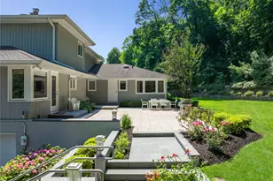 353 E Shore Rd, Great Neck, NY 11023 - Photo 3