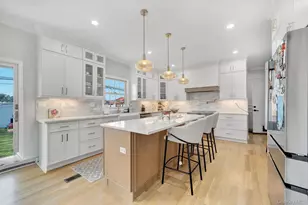 2245 Plum Tree Road N, Westbury, NY 11590 - Photo 7