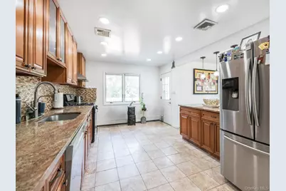 40 Peppermint Road, Commack, NY 11725 - Photo 11