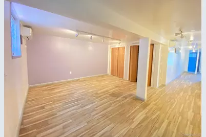 17154 46th Avenue #Lower Level, Flushing, NY 11358 - Photo 5