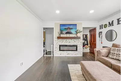 18 Miller Terrace, White Plains, NY 10607 - Photo 5