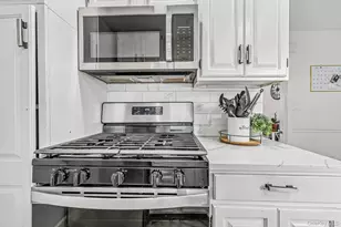 18 Miller Terrace, White Plains, NY 10607 - Photo 11