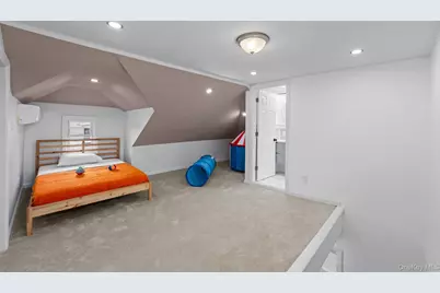 325 Newman Avenue, Bronx, NY 10473 - Photo 33