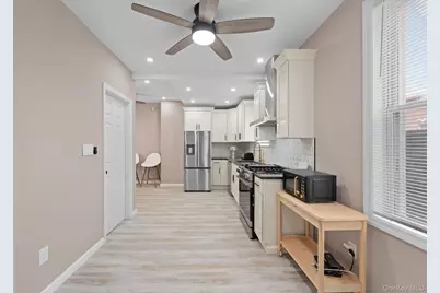325 Newman Avenue, Bronx, NY 10473 - Photo 11