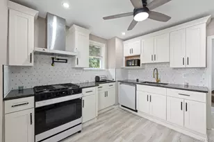 325 Newman Ave, Bronx, NY 10473 - Photo 7