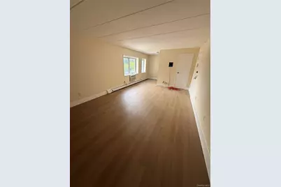 2035 Central Park Avenue #2M, Yonkers, NY 10710 - Photo 5