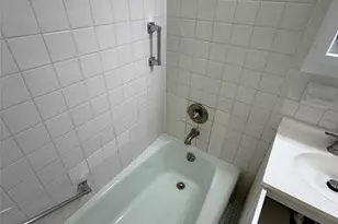 2035 Central Park Ave, Yonkers, NY 10710 - Photo 3