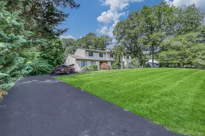 5 Zeck Court, Suffern, NY 10901 - Photo 3