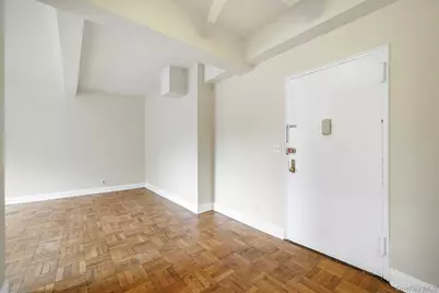 4 Sadore Lane #1-O, Yonkers, NY 10710 - Photo 9
