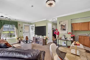 178 Fairview Cir, Middle Island, NY 11953 - Photo 5