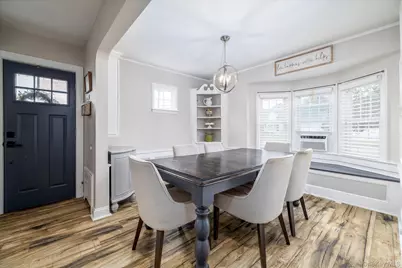 10 Woodland Avenue, Rockville Centre, NY 11570 - Photo 9