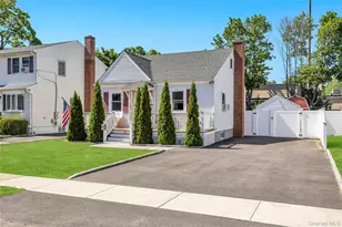 11 Irving Pl, Islip Terrace, NY 11752 - Photo 3
