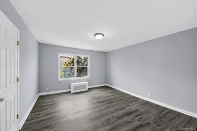 40 Amackassin Terrace, Yonkers, NY 10703 - Photo 13