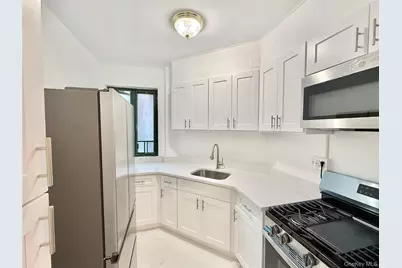 1651 Metropolitan Avenue #MB, Bronx, NY 10462 - Photo 1