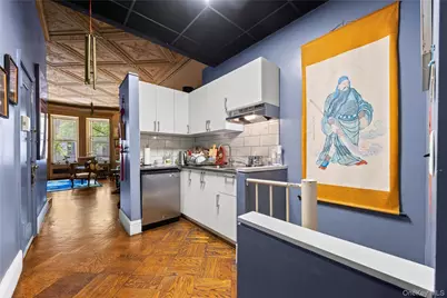 311 W 78th Street, New York, NY 10024 - Photo 35