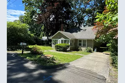 7 Chestnut Street, Stony Brook, NY 11790 - Photo 1