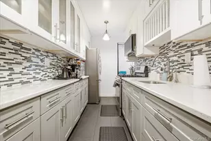 100-11 67th Rd, Forest Hills, NY 11375 - Photo 13