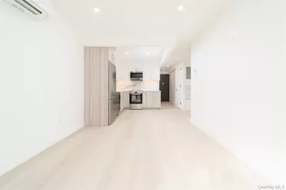 132-55 41 Road #3B, Flushing, NY 11355 - Photo 3