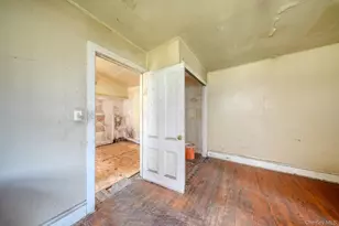225 Dubois St, Newburgh, NY 12550 - Photo 23
