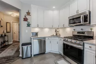 84 Kate Cir, Middle Island, NY 11953 - Photo 9