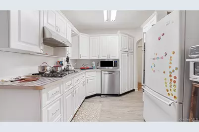 2496 Camp Avenue, North Bellmore, NY 11710 - Photo 11