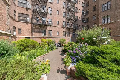 2 Westchester Avenue #4N, White Plains, NY 10601 - Photo 23