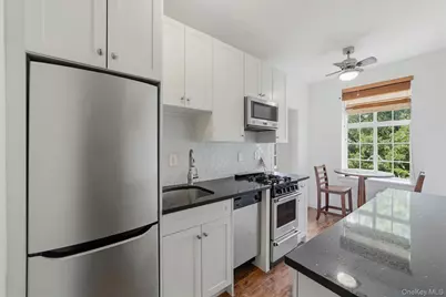 2 Westchester Avenue #4N, White Plains, NY 10601 - Photo 15