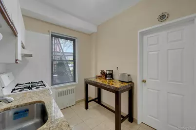 1 Remsen Road #1F, Yonkers, NY 10710 - Photo 15