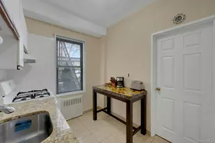 1 Remsen Rd, Yonkers, NY 10710 - Photo 15