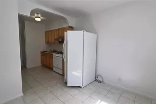 72-34 Yellowstone Blvd, Forest Hills, NY 11375 - Photo 7