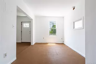 22 Grove St, New York, NY 10304 - Photo 5