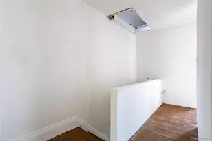 22 Grove St, New York, NY 10304 - Photo 19