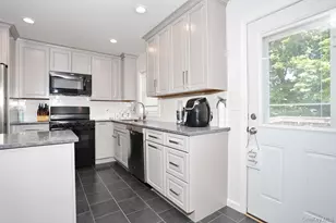 20 Woodridge Dr, Thiells, NY 10984 - Photo 17