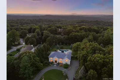 10 Crestview Drive, Pleasantville, NY 10570 - Photo 1