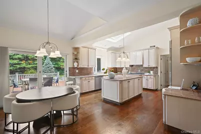 10 Crestview Drive, Pleasantville, NY 10570 - Photo 5
