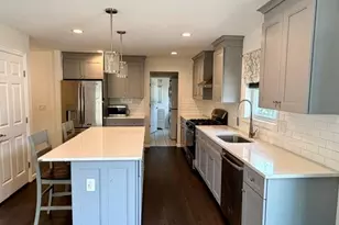 15 Comet Pl, Patchogue, NY 11772 - Photo 9