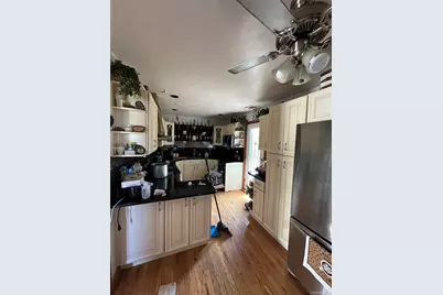 95 E Riviera Drive, Lindenhurst, NY 11757 - Photo 3