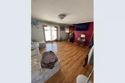 95 E Riviera Drive, Lindenhurst, NY 11757 - Photo 5