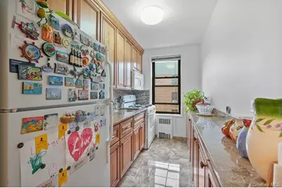 64-00 Saunders Street #5-C, Rego Park, NY 11374 - Photo 5