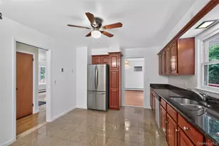 3 Greenwood Ln, White Plains, NY 10607 - Photo 3