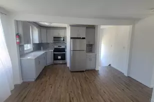83 Kraemer St, Hicksville, NY 11801 - Photo 3