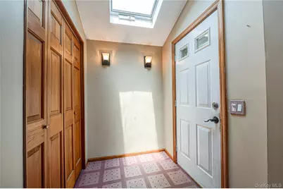 118 Tamarack Street, Islip, NY 11751 - Photo 5