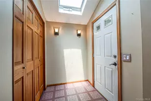 118 Tamarack St, Islip, NY 11751 - Photo 5