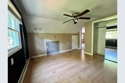 119 Holbrook Road, Holbrook, NY 11741 - Photo 11
