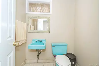 74 Highview Avenue, New York, NY 10301 - Photo 23