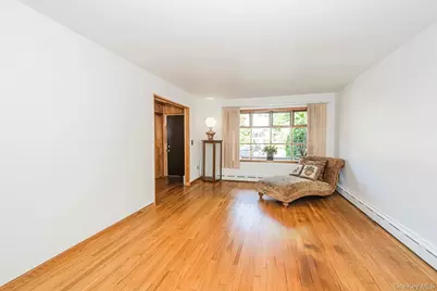 74 Highview Avenue, New York, NY 10301 - Photo 3